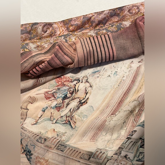 Arrata Silent Journey M button down Embellished with beads & brass buttons New - Picture 7 of 15